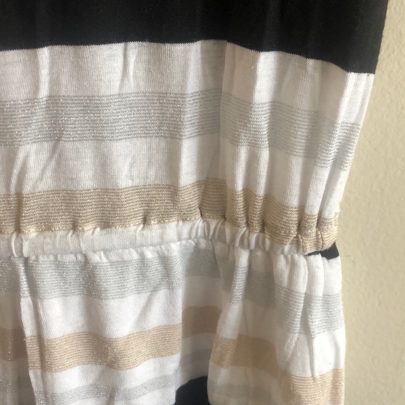 Splendid Dress - Picture 3 of 5